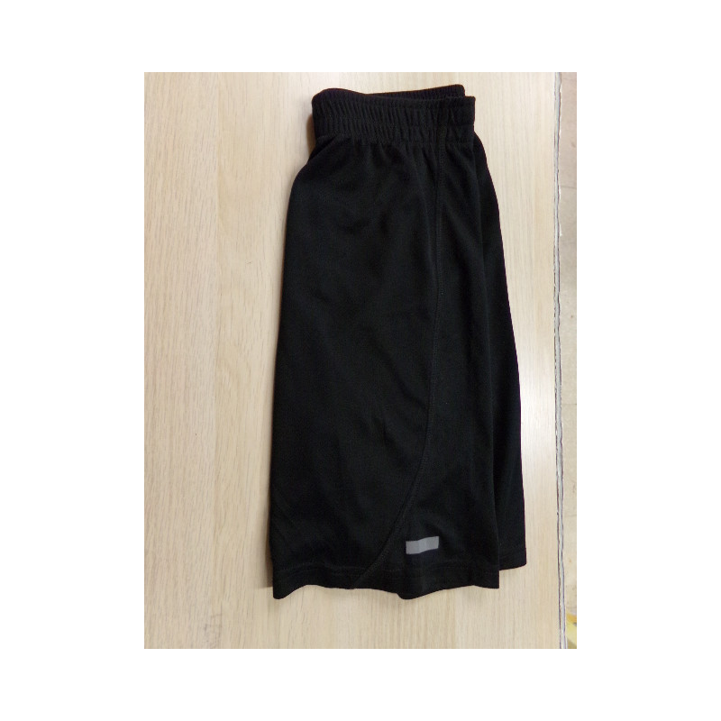 Pantalón corto deporte 9-10 años. Segunda mano.