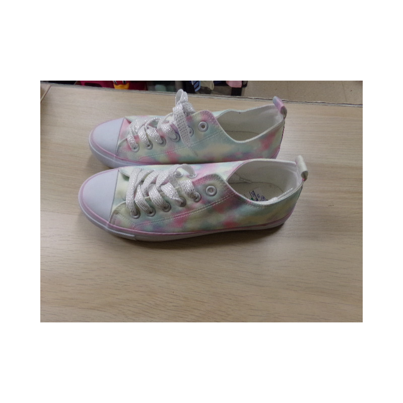 Tenis loneta Tex nº 36. A Estrenar.