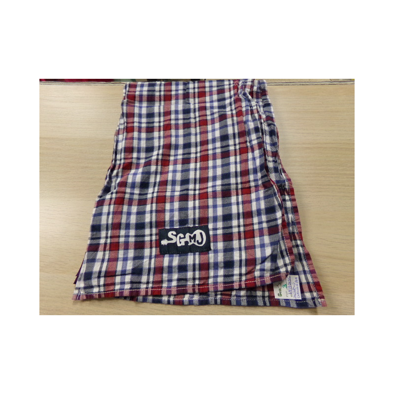 Cuello 6-8 años. Segunda mano.