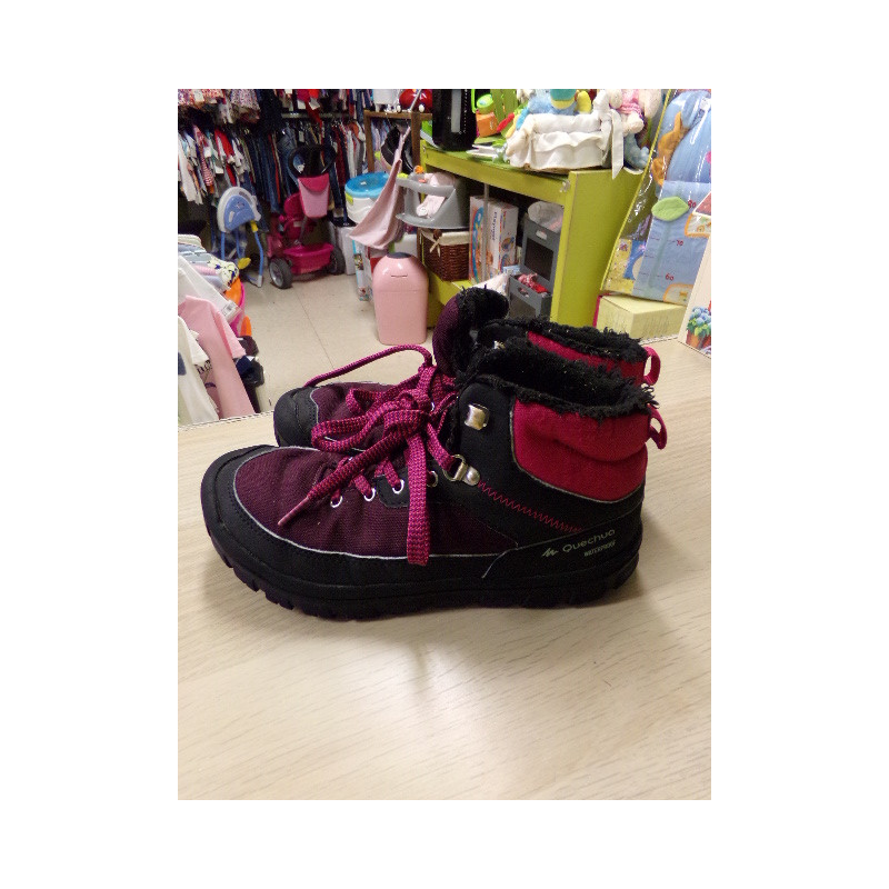 Botas Quechua nº 33. Segunda mano.