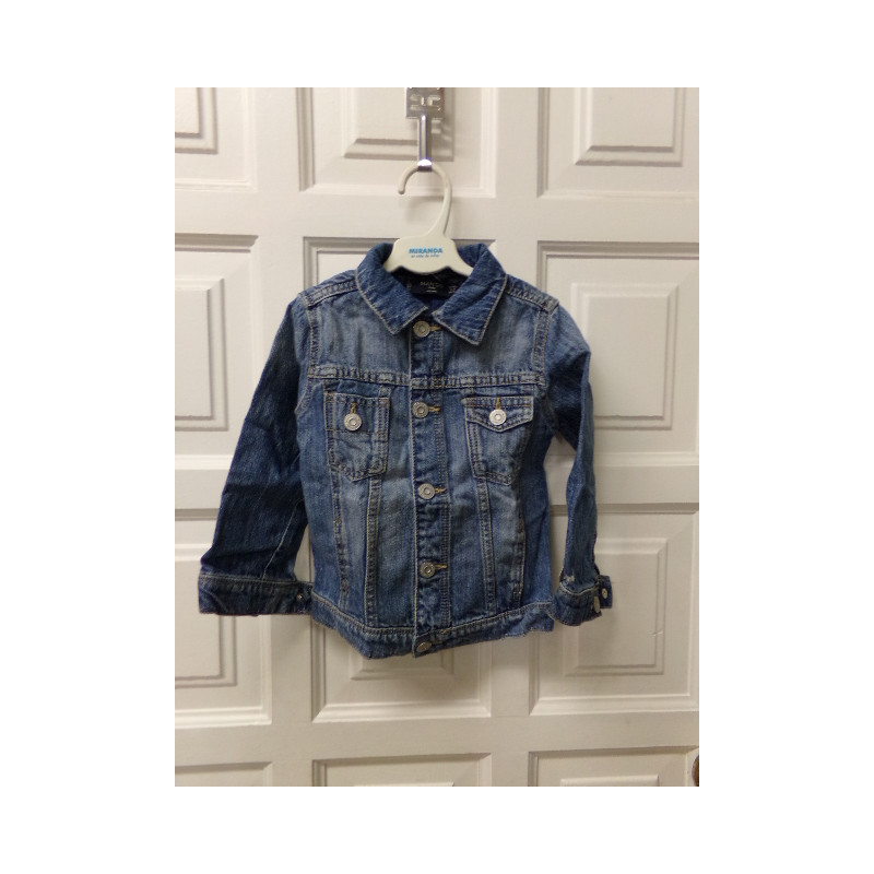 Cazadora vaquera Mango, niño, 3-4 años. Segunda mano.