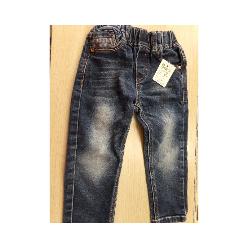 Pantalón vaquero niño 2 años. Segunda mano.