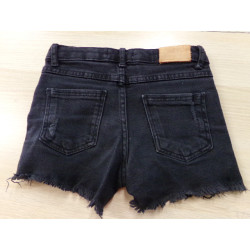 Pantalón corto vaquero Zara 8años. Segunda mano.