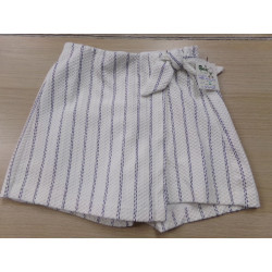 Pantalón corto Zara 8 años. Segunda mano.