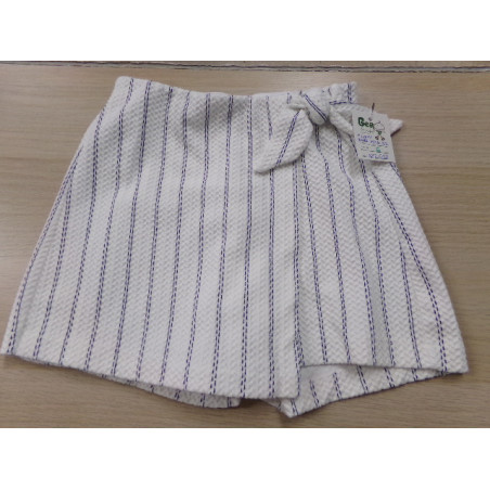 Pantalón corto Zara 8 años. Segunda mano.