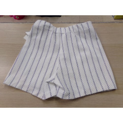 Pantalón corto Zara 8 años. Segunda mano.