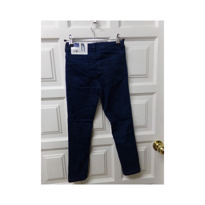 Pantalón vaquero forrado 8 años. A estrenar.