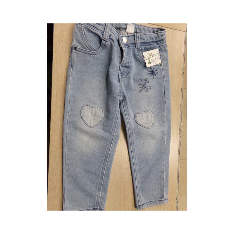 Pantalón vaquero elástico 2 años. Segunda mano.