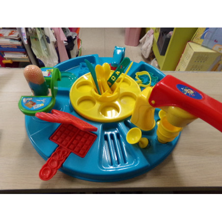 Juego de Plastilina. Segunda mano.