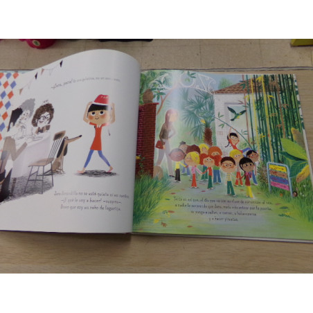 Libro nunca hagas cosquillas a un tigre. Segunda mano.