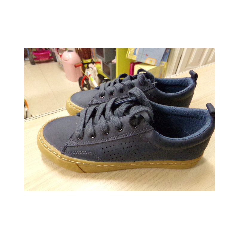 Tenis nº 34. Segunda mano.