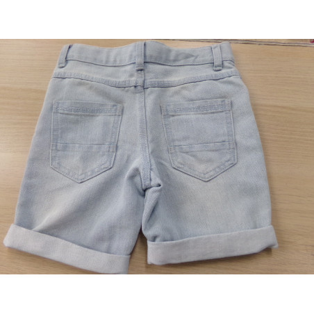 Pantalón corto 5-6 años. Segunda mano.