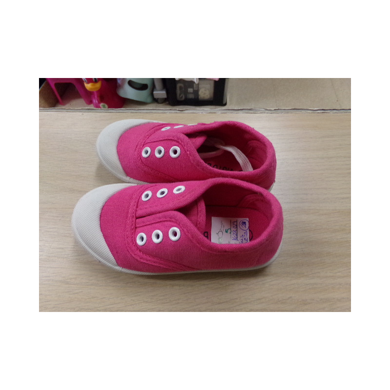 Tenis loneta nº 23. Segunda mano.