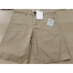 Pantalón corto Sfera 7-8 años. A estrenar.