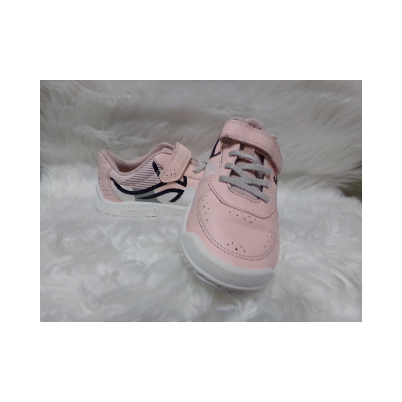 Tenis nº 37. Segunda mano.