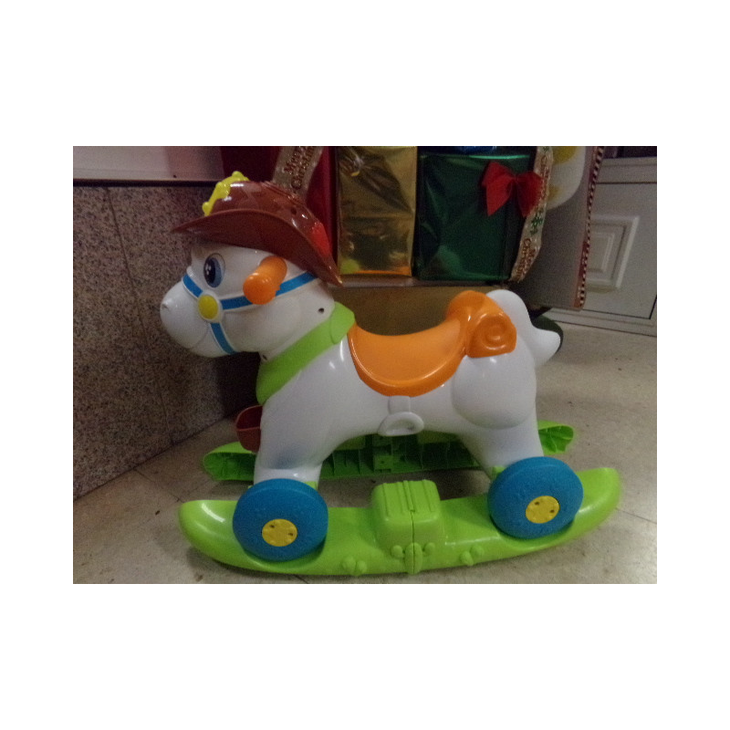 Caballito correpasillos con sonido. Segunda mano.