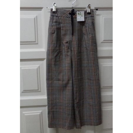 Pantalón Zara 7 años. Segunda mano.