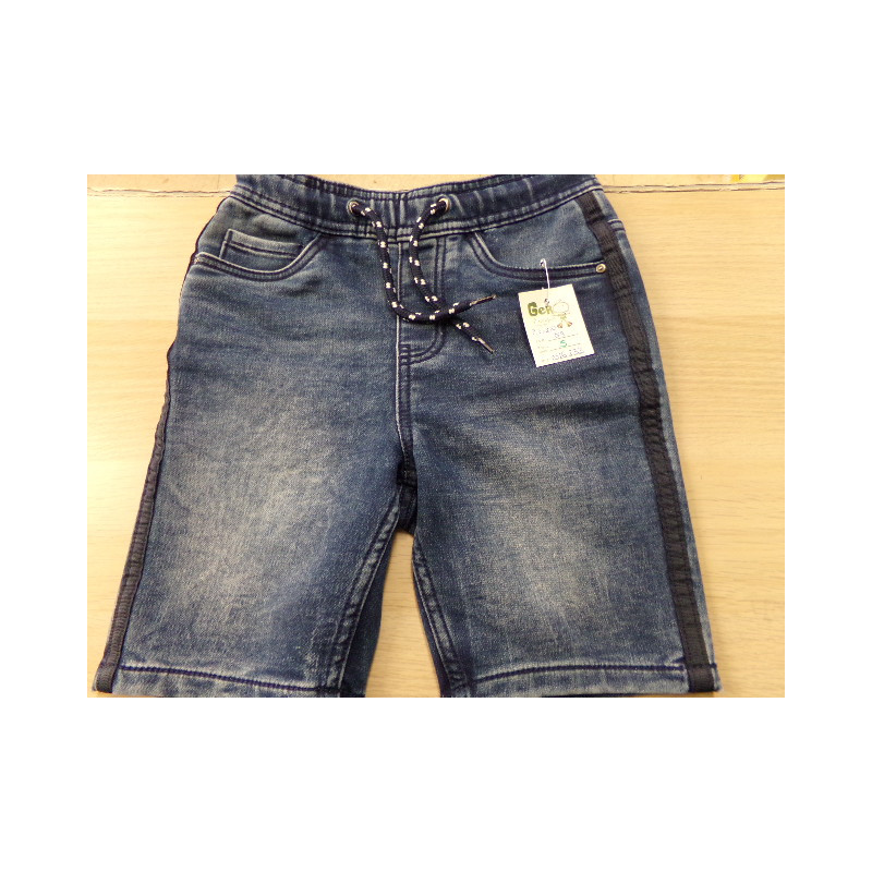 Pantalón corto 8 años. Segunda mano.