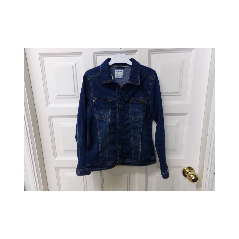 Cazadora vaquera Mayoral 10 años, niño. Segunda mano.