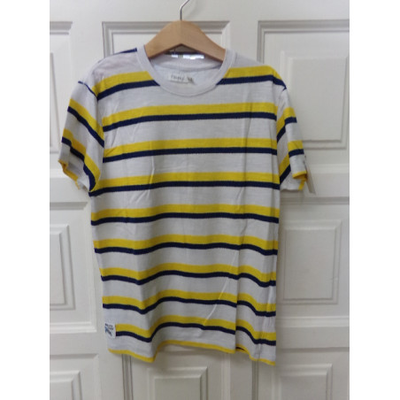 Camiseta Sfera 7-8 años. Segunda mano.