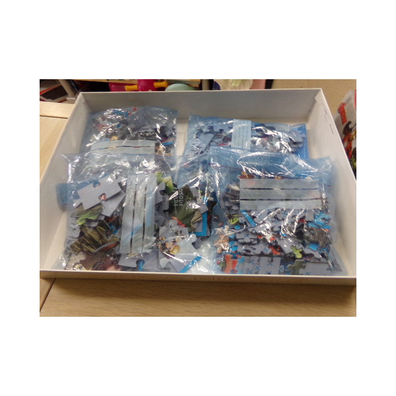 4 multi puzzles Avengers Segunda mano.