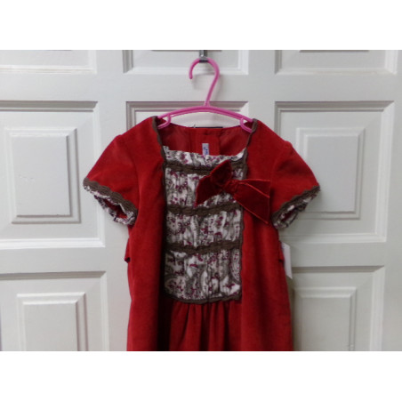 Vestido pana rojo 5-6 años. Segunda mano.