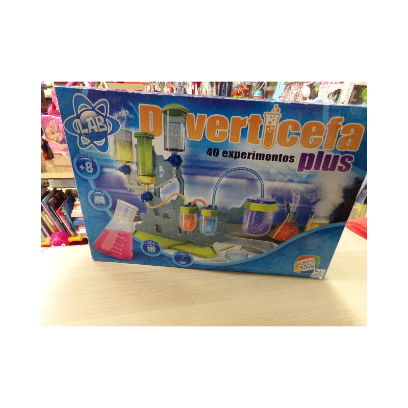 Juego 40 experimentos Diverticefa. Segunda mano.
