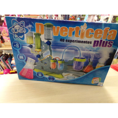 Juego 40 experimentos Diverticefa. Segunda mano.
