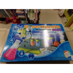 Juego 40 experimentos Diverticefa. Segunda mano.