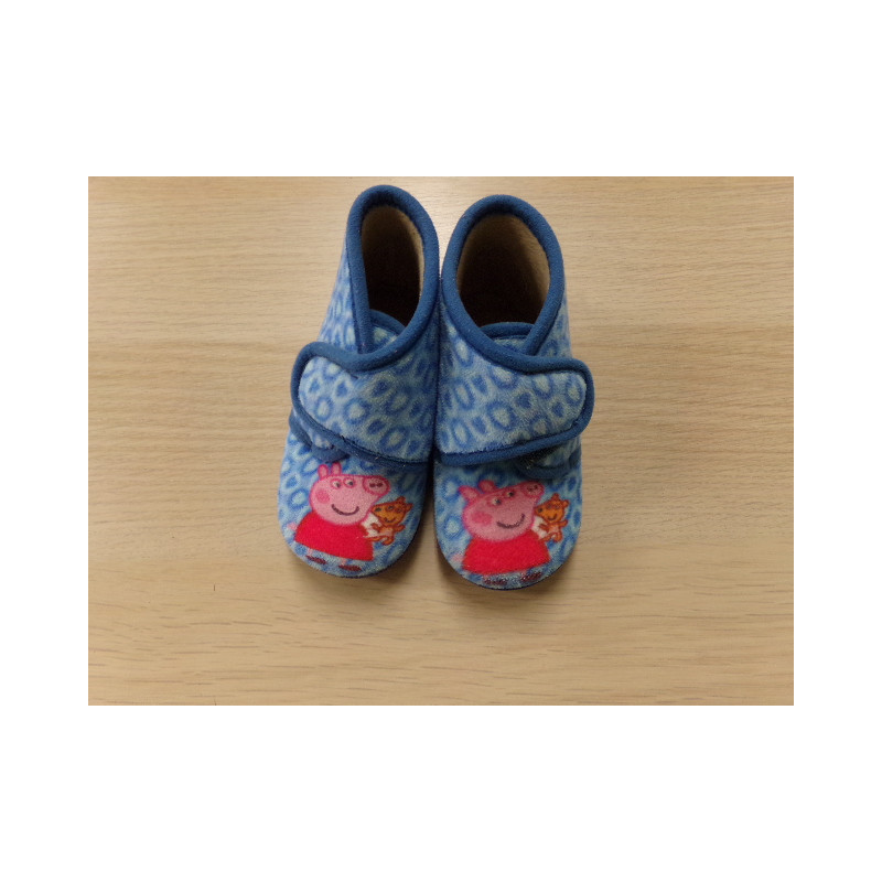 Zapatillas Peppa pig nº 23. Segunda mano.
