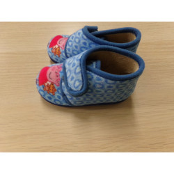 Zapatillas Peppa pig nº 23. Segunda mano.