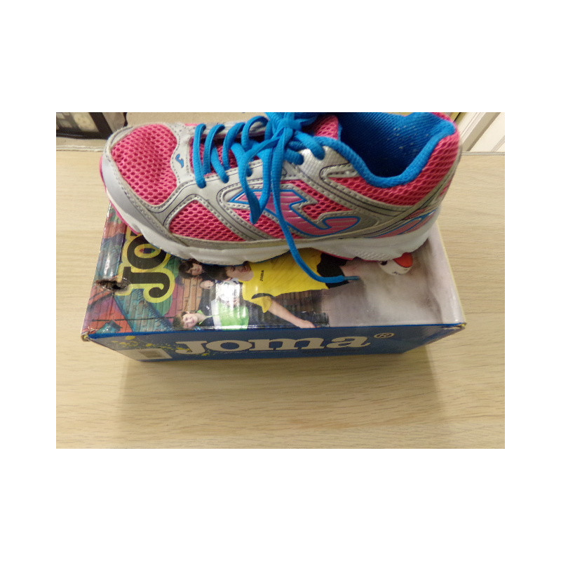 Tenis Joma nº 34. Segunda mano.