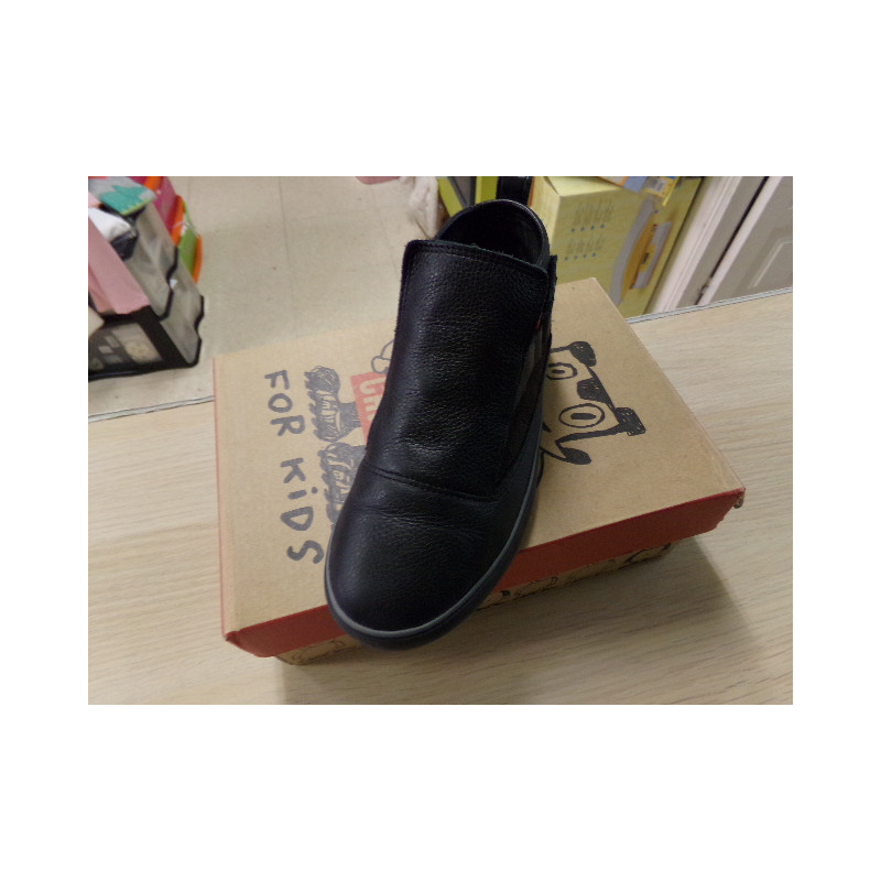 Botín Camper nº 32. Segunda mano.