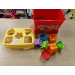 Cubo de encajables. Segunda mano.