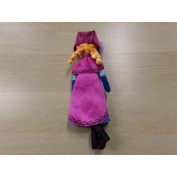 Muñeca blandita Frozen. Segunda mano.