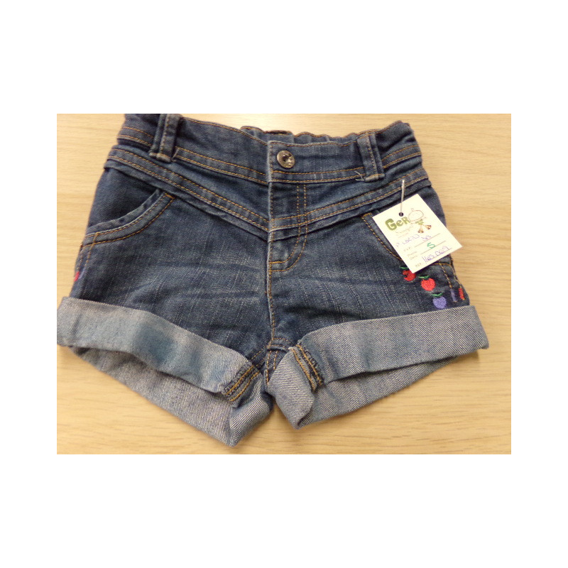 Pantalón corto 3 años. Segunda mano.