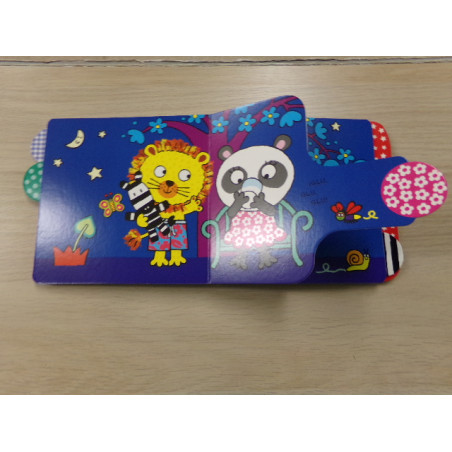 L LEONIDAS Y SU PIJAMA