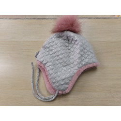 Gorro pompón 18-24 meses. Segunda mano.