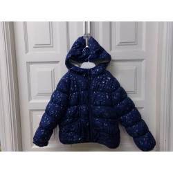 Plumas niña 5-6 años. Segunda mano.