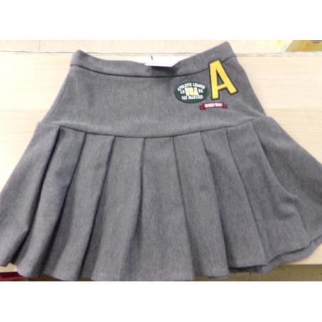 Falda invierno 8-9 años. Segunda mano.