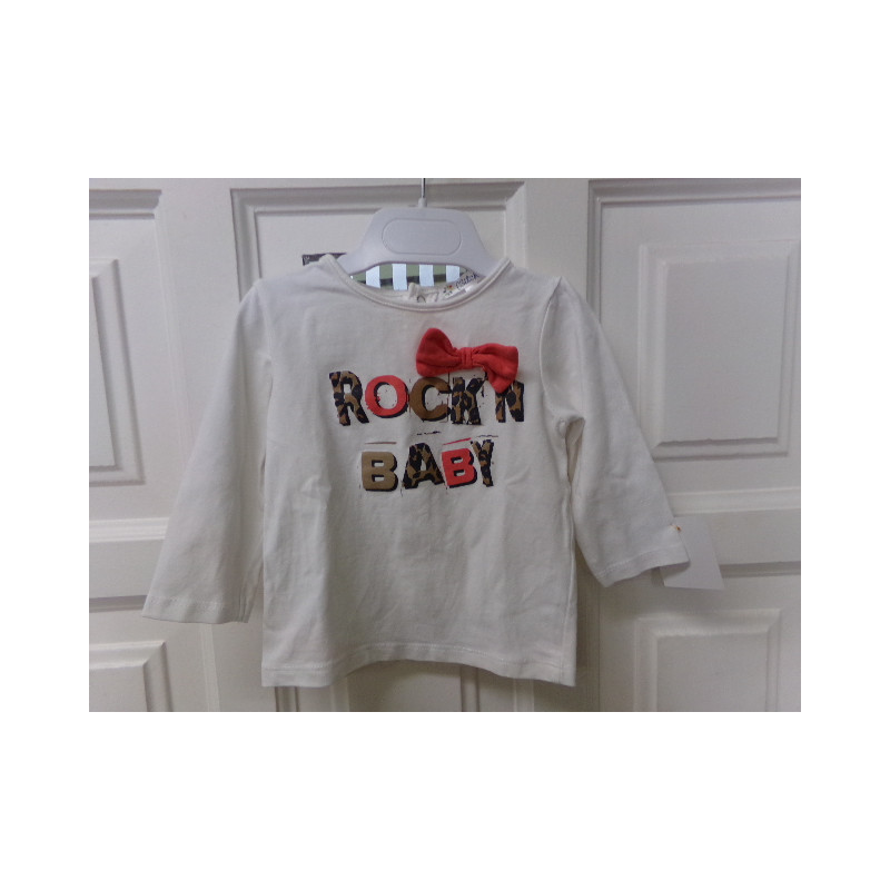 Camiseta 9 meses. Segunda mano.