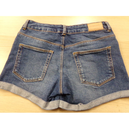 Pantalón corto Zara 9 años. Segunda mano.