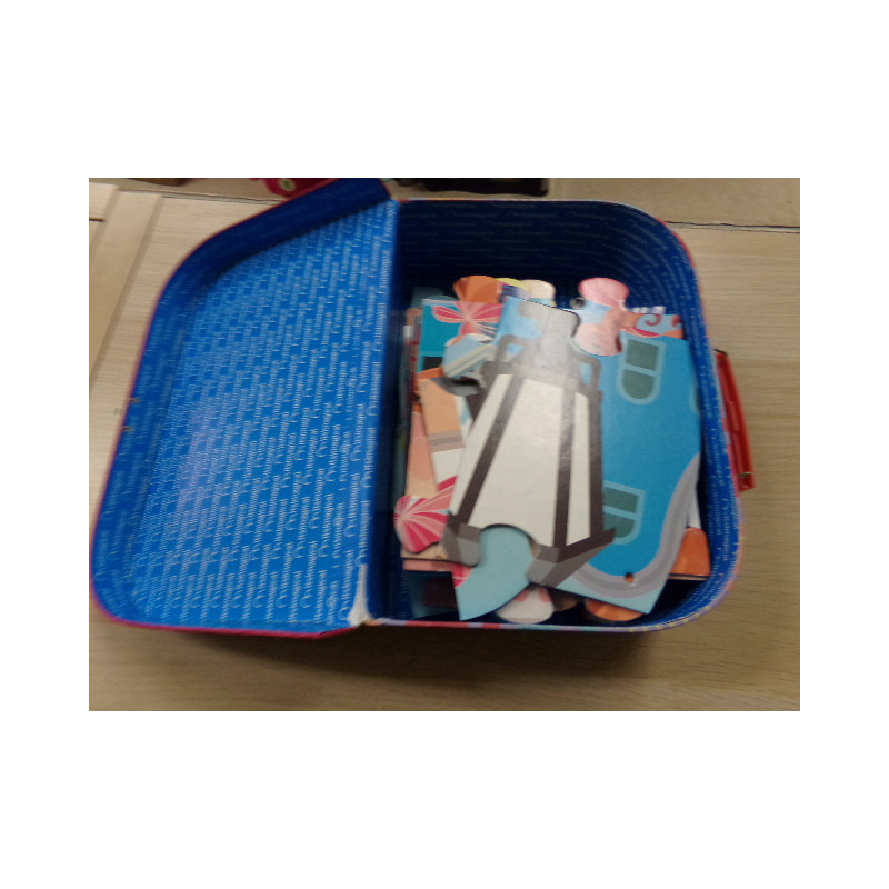 Mega puzzle suelo 24 piezas. Segunda mano.