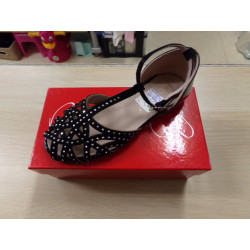 Sandalias nº 30 piel vuelta Papanatas. Segunda mano.