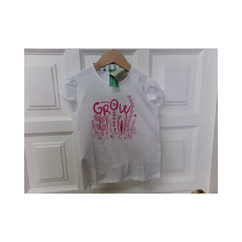 Pantalón y camiseta Benetton 3-4 años. A estrenar.