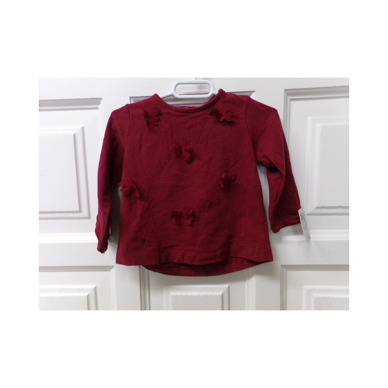 Camiseta Zara 6-9 meses. Segunda mano.