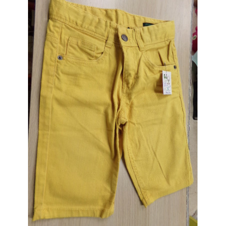 Pantalón corto Benetton 6-7 años. Segunda mano.