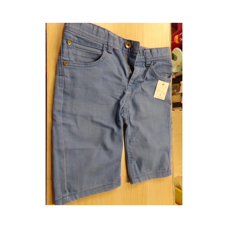 Pantalón corto 7-8 años. Segunda mano.