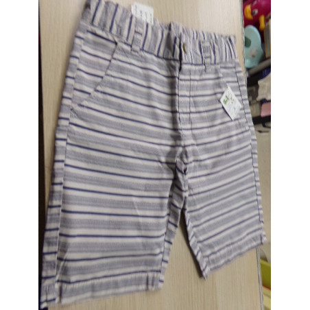Pantalón corto Benetton 7-8 años. Segunda mano.