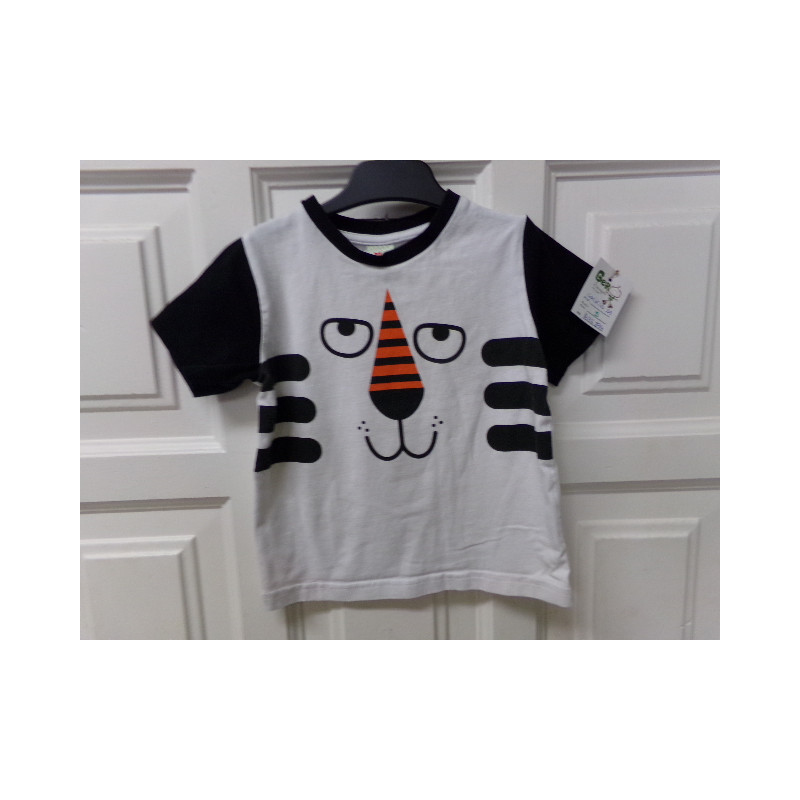 Camiseta 2 años. Segunda mano.